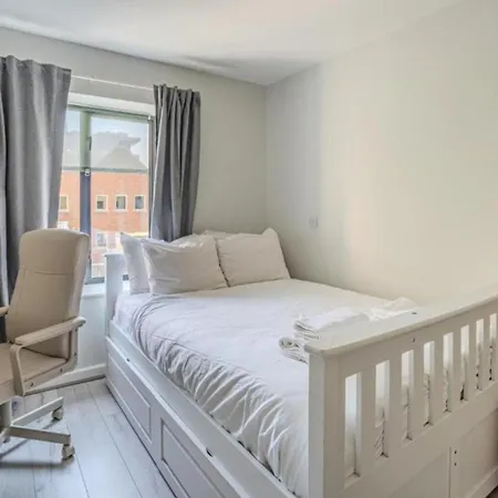 Inviting 2bd Flat 5 Mins To Temple Bar Apartment Dublin