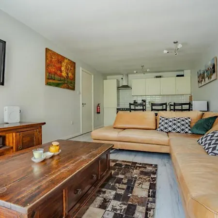 Inviting 2bd Flat 5 Mins To Temple Bar * Dublin